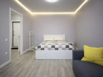 1-к. квартира Б.Хмельницкого,80а